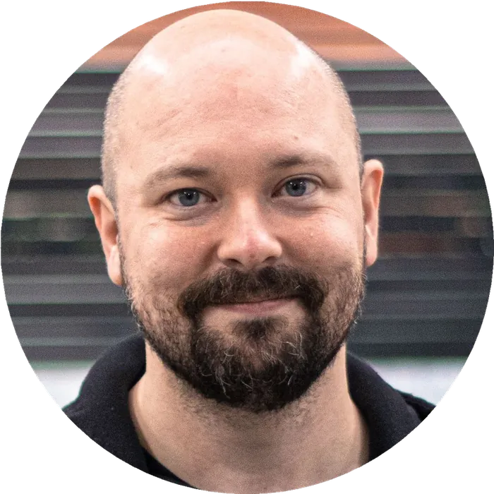 Mariusz Gogos — COO / Produkcja